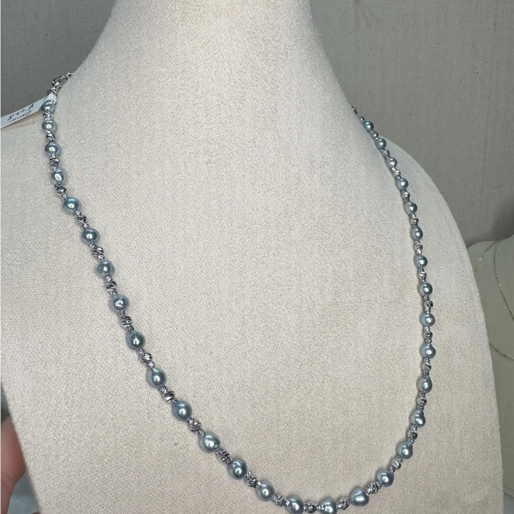 Elegant Silver Pearl Necklace